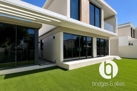 Вилла в Tilal Al Ghaf, Дубай, 4 спальни, 381м², № 119126