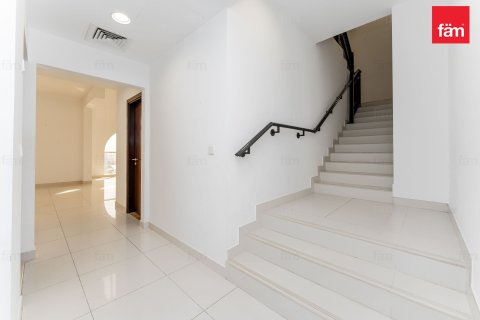 شقة في Dubai Sports City, دبي 3 غرف نوم, 240.6 م² رقم 119144 - صورة 2