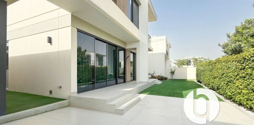 Вилла в Tilal Al Ghaf, Дубай, 4 спальни, 381м², № 119128