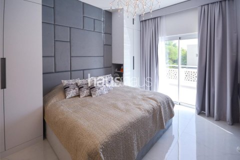 Villa en Meadows, Dubai, 5 dormitorios, 320 m², № 43309 - foto 19