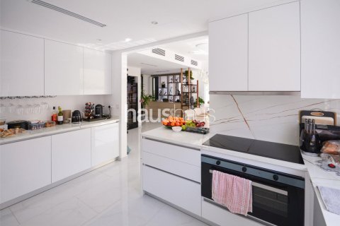Villa en Meadows, Dubai, 5 dormitorios, 320 m², № 43309 - foto 14