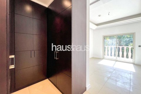 Townhouse in Jumeirah Golf Estates, Dubai 3 bedrooms, 265 sq.m. № 43307 - photo 6