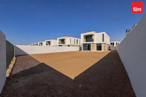 فيلا في دبي 4 غرف نوم, 683.7 م² رقم 94638 - صورة 27