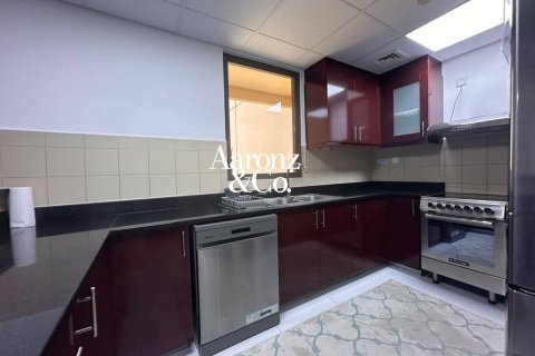 Apartamento en Jumeirah Beach Residence, Dubai, 1 dormitorio, 103 m², № 134464 - foto 9