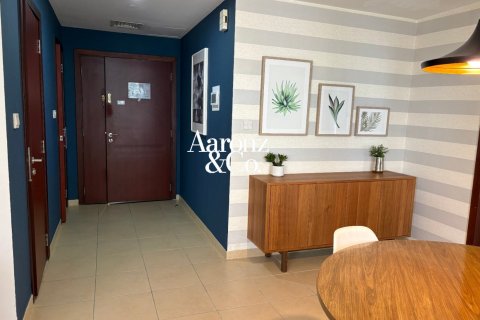 Apartment in Jumeirah Beach Residence, Dubai 1 bedroom, 71 sq.m. № 134463 - photo 11
