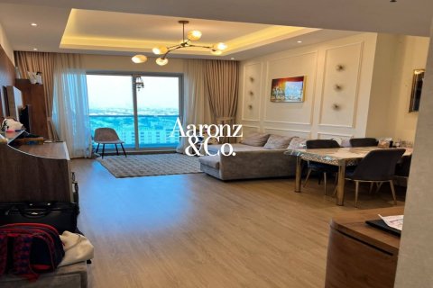 Apartment in Jumeirah Lake Towers, Dubai 1 bedroom, 83 sq.m. № 134467 - photo 10