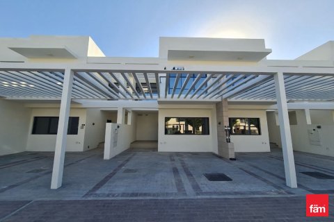 Adosado en Dubai, 3 dormitorios, 149.9 m², № 55558 - foto 1