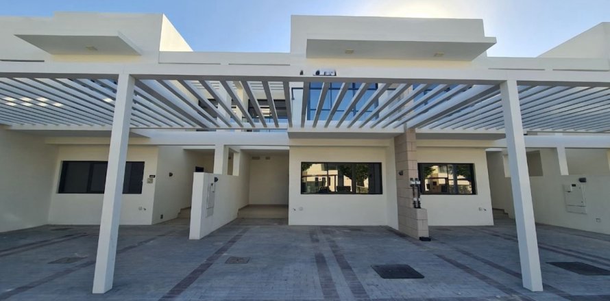 Adosado en Dubai, 3 dormitorios, 149.9 m², № 55558