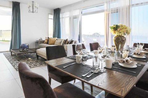 Купить квартиру в Пальме Джумейре, Дубай: 2 спальни, 141.4м², № 30872 - фото 1
