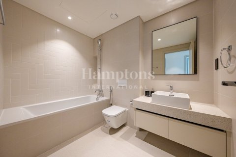 Apartment in Dubai Harbour, Dubai 1 bedroom, 76.73787800 sq.m. № 102090 - photo 6