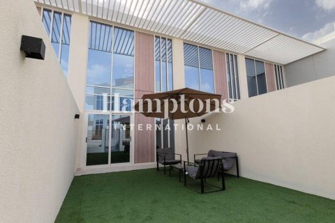 Maison de ville à Dubai Land, Dubai, 2 chambres, 123.79975071 m², № 102097 - photo 17