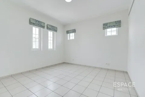 Villa in Arabian Ranches, Dubai 5 bedrooms, 424 sq.m. № 122705 - photo 12