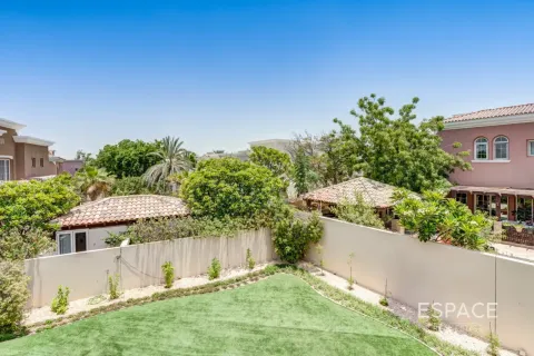 Villa in Arabian Ranches, Dubai 5 bedrooms, 424 sq.m. № 122705 - photo 17