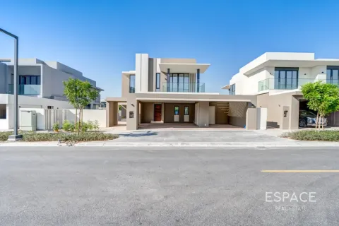 Villa in Jebel Ali, Dubai 4 bedrooms, 394 sq.m. № 122701