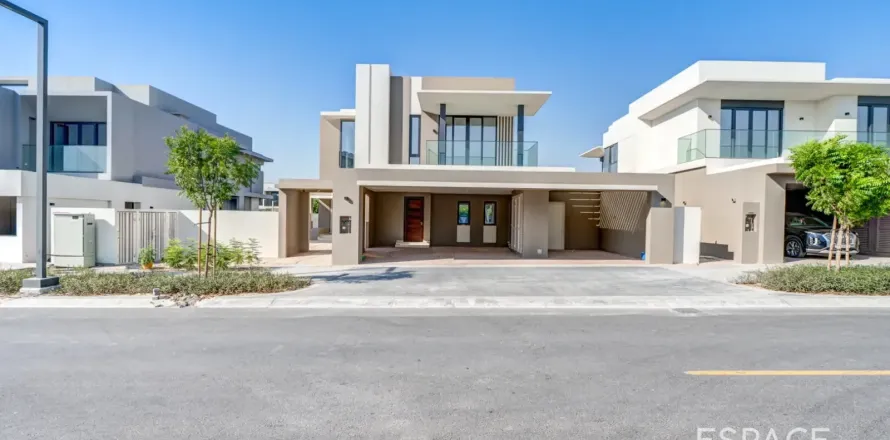 Villa in Jebel Ali, Dubai 4 bedrooms, 394 sq.m. № 122701