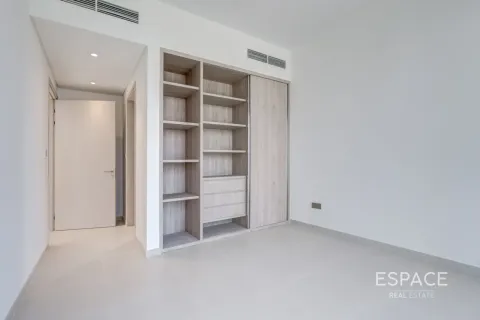 Villa in Jebel Ali, Dubai 4 bedrooms, 394 sq.m. № 122701 - photo 11