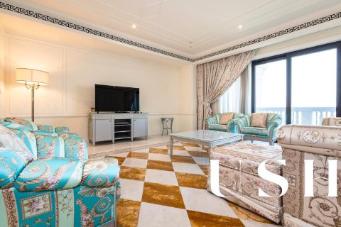 Apartment in Culture Village, Dubai 4 bedrooms, 468 sq.m. № 42394 - photo 11