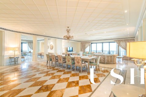 Apartment in Culture Village, Dubai 4 bedrooms, 468 sq.m. № 42394 - photo 13
