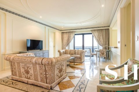 Apartment in Culture Village, Dubai 4 bedrooms, 468 sq.m. № 42394 - photo 19