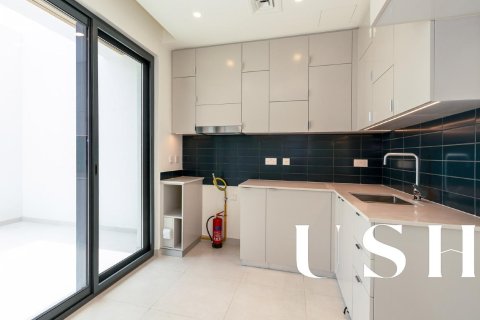Adosado en Arabian Ranches 3, Dubai, 3 dormitorios, 206 m², № 42385 - foto 13