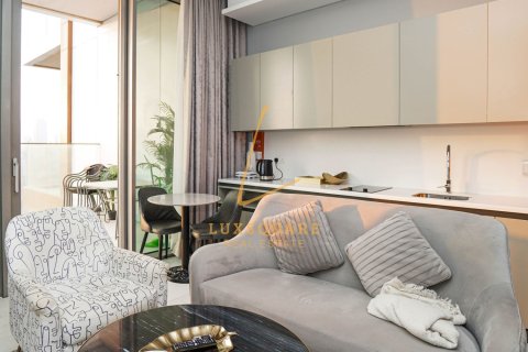 Снять в аренду квартиру в SLS Dubai Hotel & Residences, Бизнес-Бэй, Дубай: студию, 63м², № 96141 - фото 9