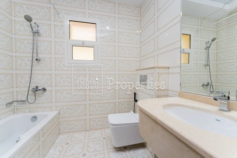 Villa in Dubai 5 bedrooms, 554.9 sq.m. № 77005 - photo 27
