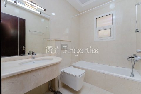 Villa in Dubai 5 bedrooms, 554.9 sq.m. № 77005 - photo 21