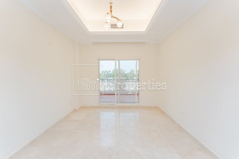 Villa in Dubai 5 bedrooms, 554.9 sq.m. № 77005 - photo 16