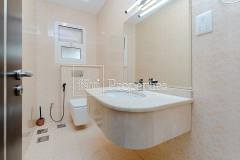 Villa in Dubai 5 bedrooms, 554.9 sq.m. № 77005 - photo 24