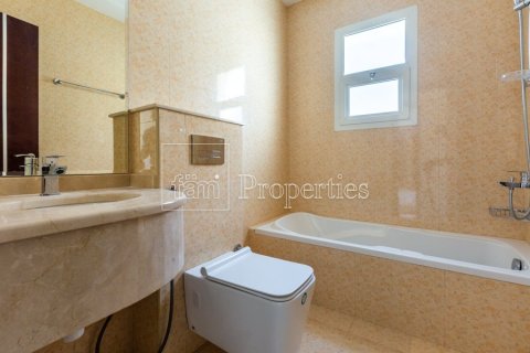 Villa in Dubai 5 bedrooms, 554.9 sq.m. № 77005 - photo 22