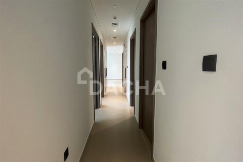 Купить квартиру в Даунтаун Дубай (Даунтаун Бурдж Дубай), Дубай: 3 спальни, 156.9м², № 6925 - фото 8