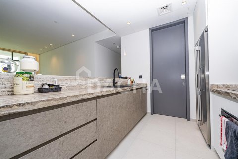 Apartment in The Hills, Dubai 3 bedrooms, 168 sq.m. № 6926 - photo 9