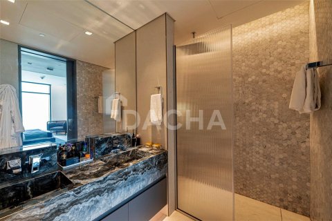 Apartment in The Hills, Dubai 3 bedrooms, 168 sq.m. № 6926 - photo 15