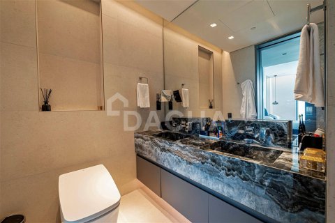 Apartment in The Hills, Dubai 3 bedrooms, 168 sq.m. № 6926 - photo 16