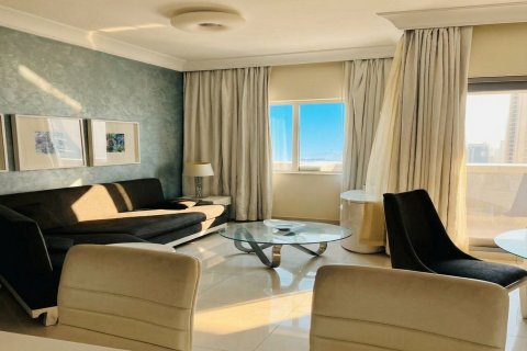 Apartment in Downtown Dubai (Downtown Burj Dubai), Dubai 1 bedroom, 82 sq.m. № 97387 - photo 3