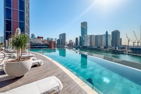 Ático en JUMEIRAH LIVING BUSINESS BAY en Business Bay, 5 dormitorios, 562 m², № 97378 - foto 28