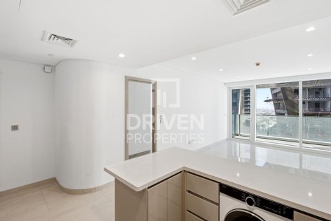 Apartment in Al Habtoor City, Business Bay, Dubai 1 bedroom, 88.35 sq.m. № 127652 - photo 6