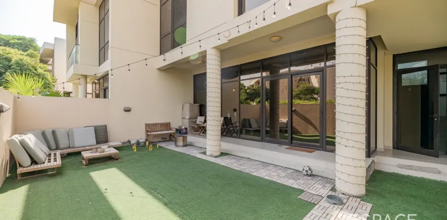 Villa in DAMAC Hills (Akoya by DAMAC), Dubai 3 bedrooms, 362 sq.m. № 62126