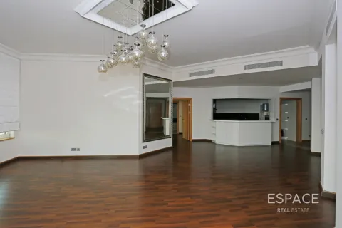 Apartment in Palm Jumeirah, Dubai 3 bedrooms, 204 sq.m. № 62128 - photo 4