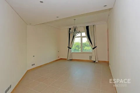 Apartment in Palm Jumeirah, Dubai 3 bedrooms, 204 sq.m. № 62128 - photo 6