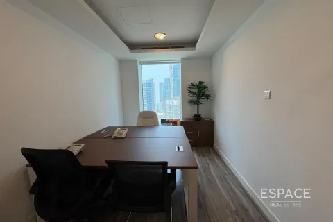 Office in Business Bay, Dubai 114 sq.m. № 62142 - photo 7
