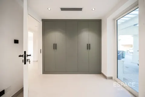 Villa in Springs 11, The Springs, Dubai 2 bedrooms, 162 sq.m. № 62141 - photo 7