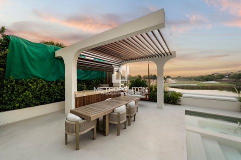 Villa en Fire, Jumeirah Golf Estates, Dubai, 5 dormitorios, 822 m², № 72956 - foto 21