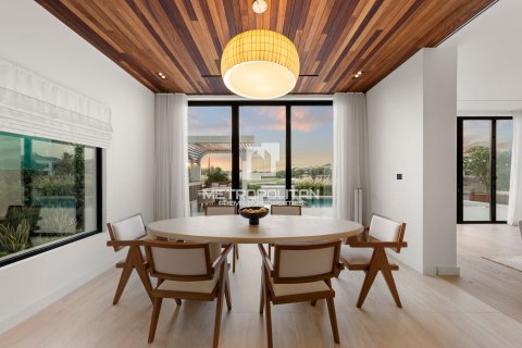 Villa en Fire, Jumeirah Golf Estates, Dubai, 5 dormitorios, 822 m², № 72956 - foto 5