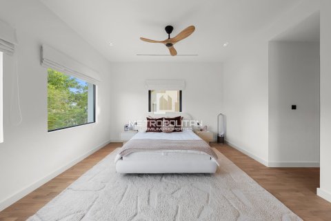 Villa en Fire, Jumeirah Golf Estates, Dubai, 5 dormitorios, 822 m², № 72956 - foto 13