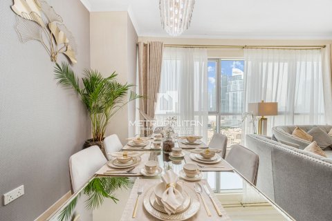 Apartment in The Residences, Downtown Dubai (Downtown Burj Dubai), Dubai 3 bedrooms, 193 sq.m. № 72960 - photo 6