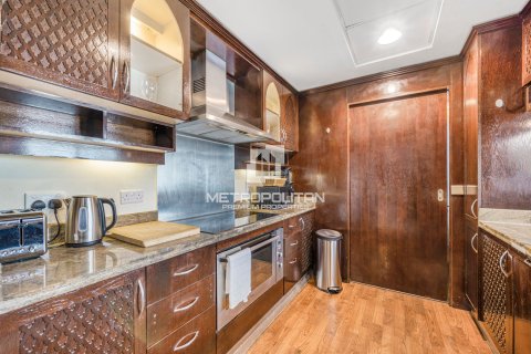 Apartment in The Residences, Downtown Dubai (Downtown Burj Dubai), Dubai 3 bedrooms, 193 sq.m. № 72960 - photo 8