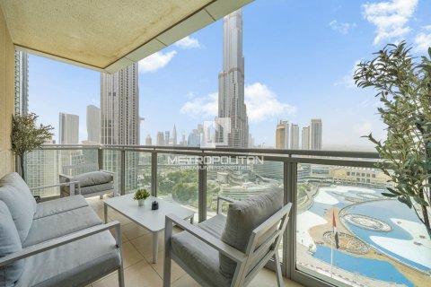 Apartment in The Residences, Downtown Dubai (Downtown Burj Dubai), Dubai 3 bedrooms, 193 sq.m. № 72960 - photo 2