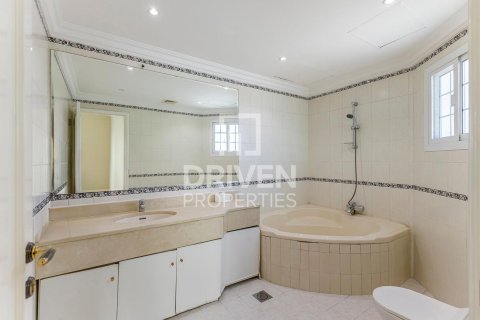 Villa à Umm Al Sheif Villas, Umm Al Sheif, Dubai, 5 chambres, 1393.55 m², № 136843 - photo 24
