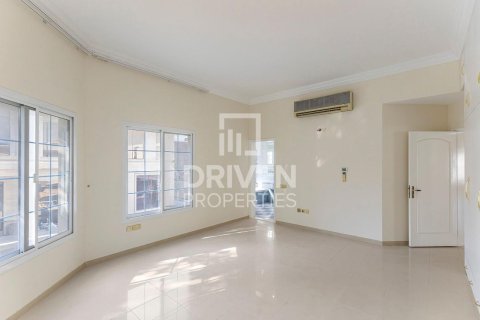 Villa à Umm Al Sheif Villas, Umm Al Sheif, Dubai, 5 chambres, 1393.55 m², № 136843 - photo 11